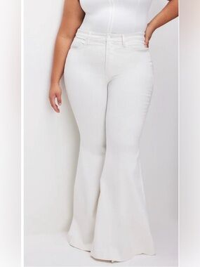 Good American Good waist super  Flare Jeans in white  high-rise fit size 30